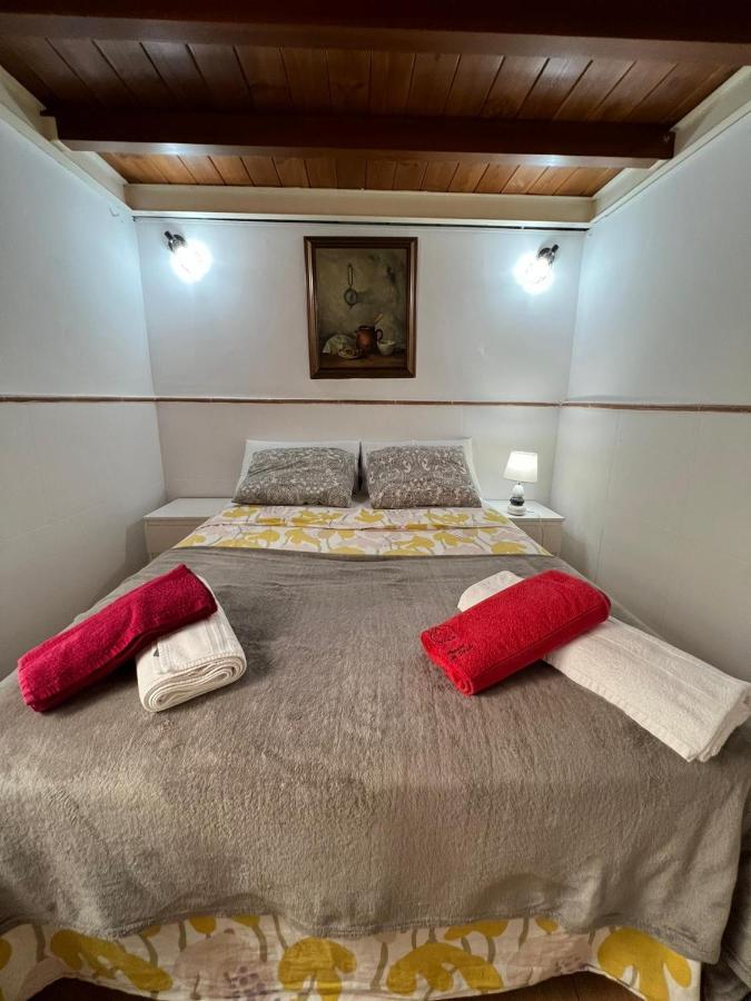 Airbhouse Private Rooms & Apartments Sevilla Eksteriør billede