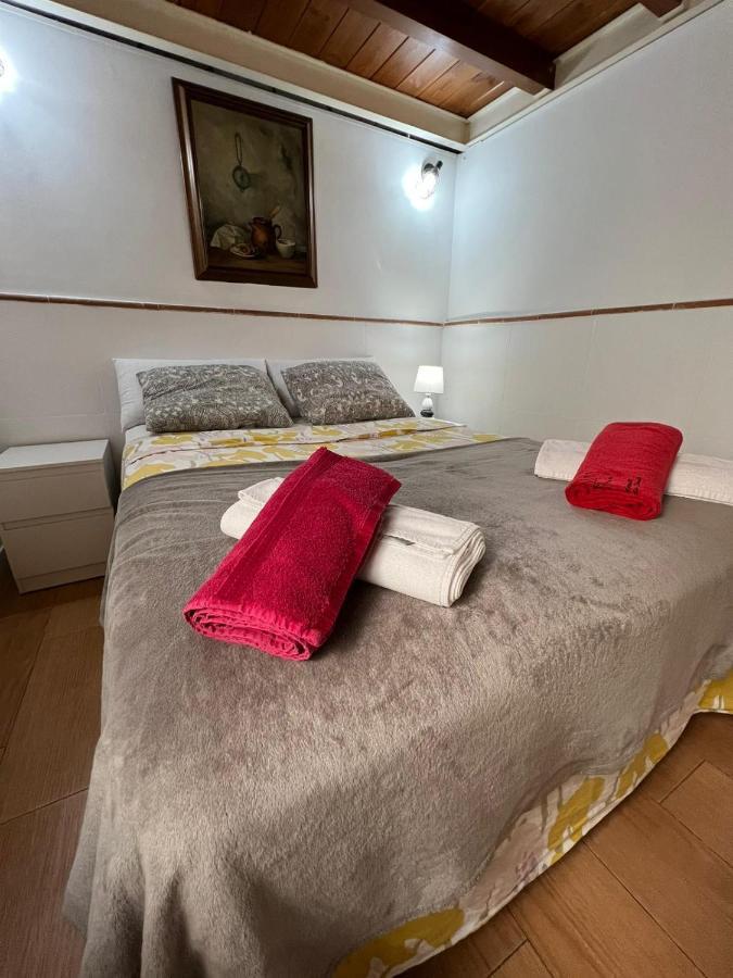 Airbhouse Private Rooms & Apartments Sevilla Eksteriør billede