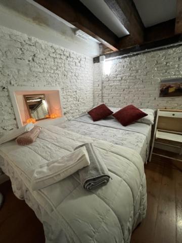 Airbhouse Private Rooms & Apartments Sevilla Værelse billede