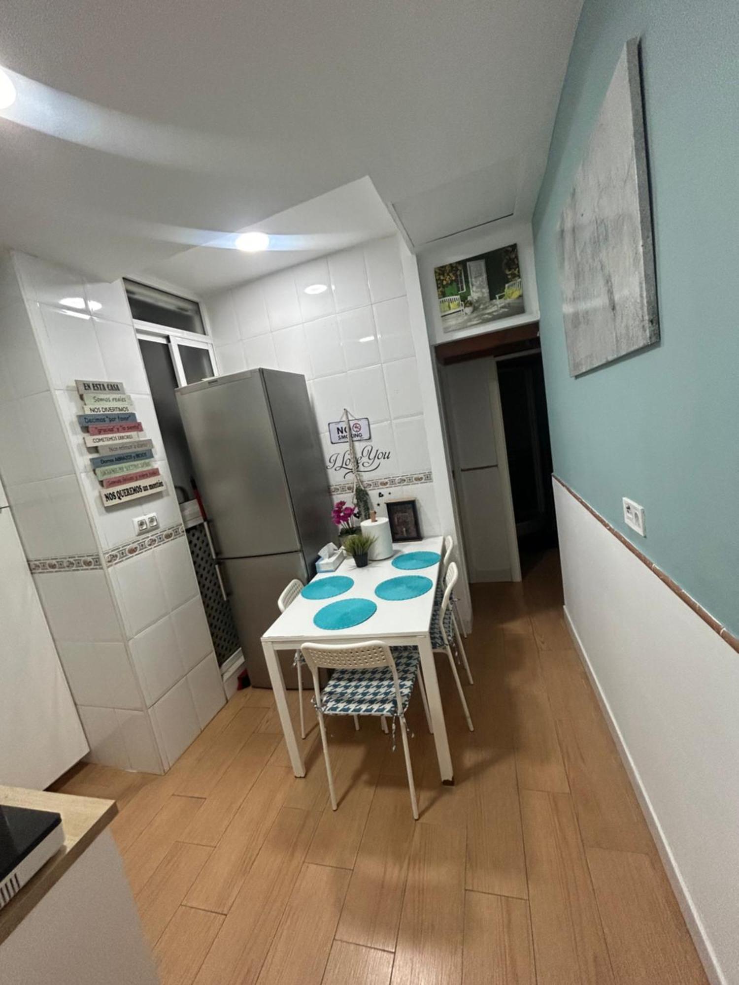 Airbhouse Private Rooms & Apartments Sevilla Eksteriør billede